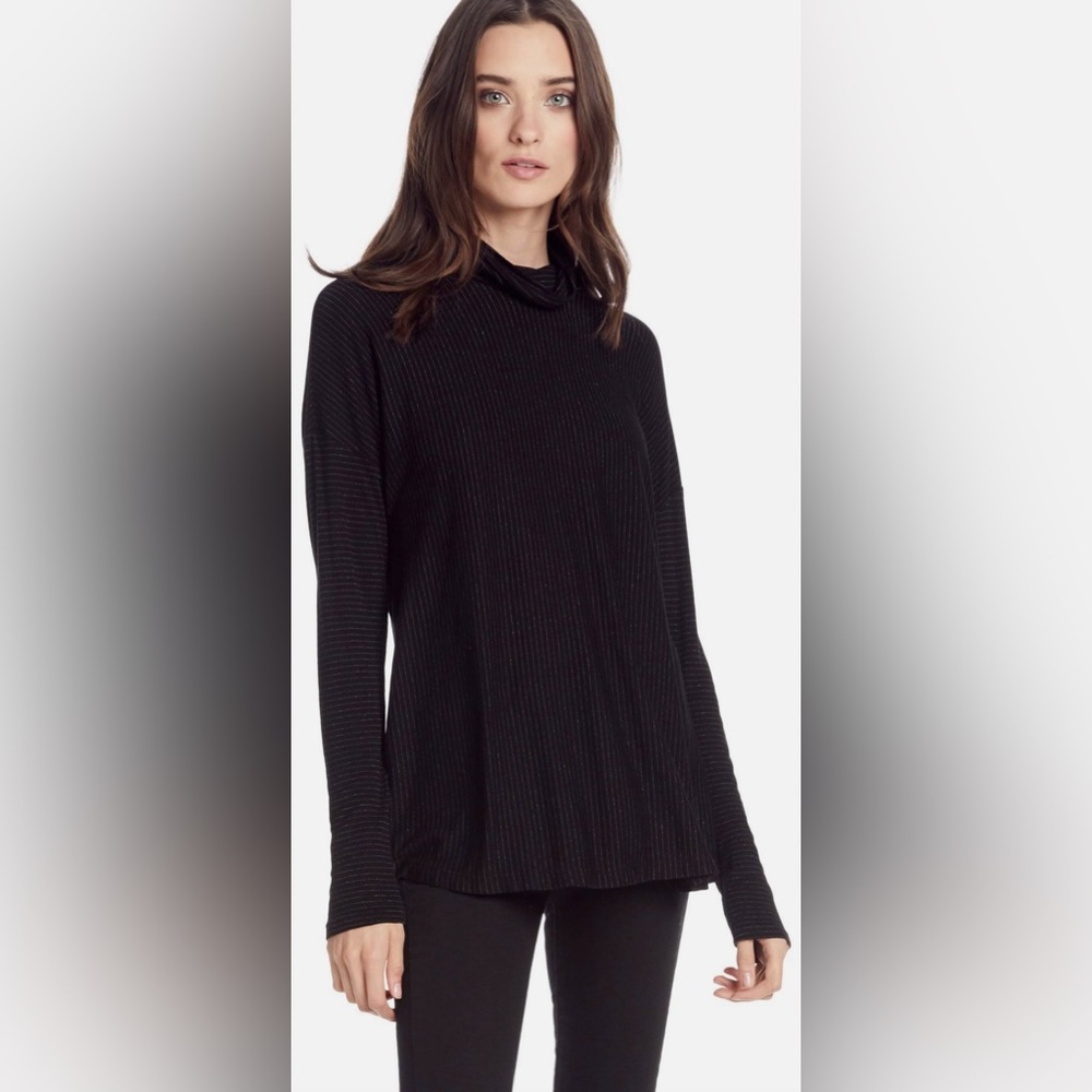 Michael Starts Black/Gold Metallic Striped Turtleneck LongSleeved Swing Top